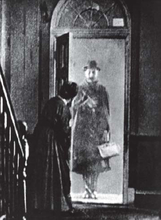 Hitchcocks The Lodger A Story of the London Fog 1927 The landlady extends a - photo 3