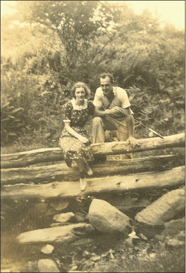 My parents Evelyn and William Wheelock circa 1935 The Farmers Cookbook - photo 9