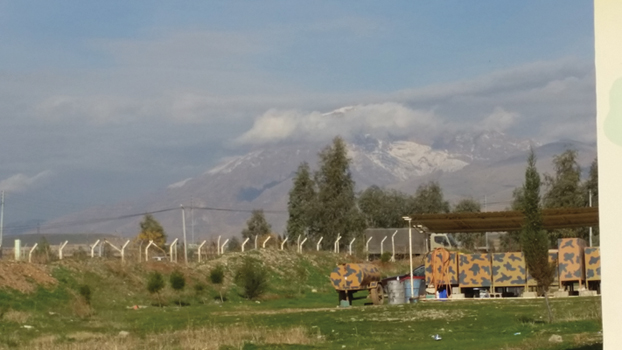 The beautiful mountains above Sulaymaniyah where my adventures in Iraq would - photo 4