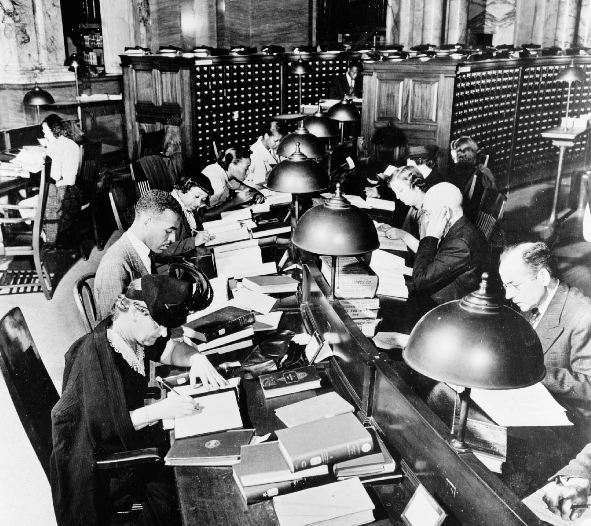 People working at desks in the Main Reading Room of the Library of Congress - photo 4