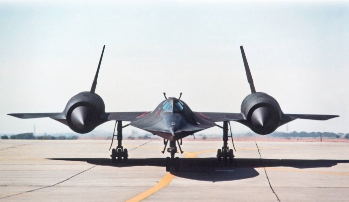 THE PROJECTS OF SKUNK WORKS 75 YEARS OF LOCKHEED MARTINS ADVANCED DEVELOPMENT - photo 1