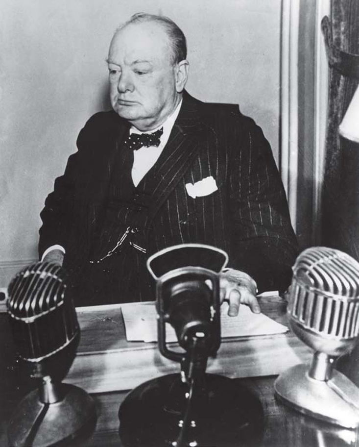 Winston Churchill delivering a speech at the BBC during the Second World War - photo 4