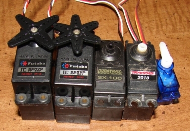 Servos typically come in several sizes as can be seen in the above picture - photo 2