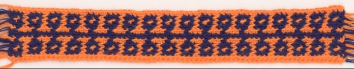 Anne-Marie Moroney crocheted this 8 x 1 Swiss Bndnerhkelei with orange and blue - photo 4