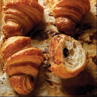 MAKES 18 CROISSANTS INGREDIENTS 1 tbsp yeast cup milk cup sugar 1 - photo 4