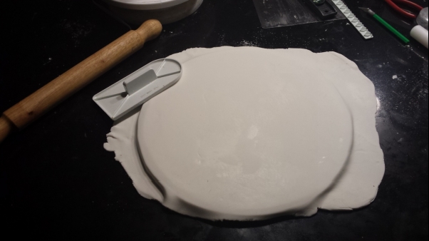 Roll out some white fondant again and using the same technique cover your - photo 8