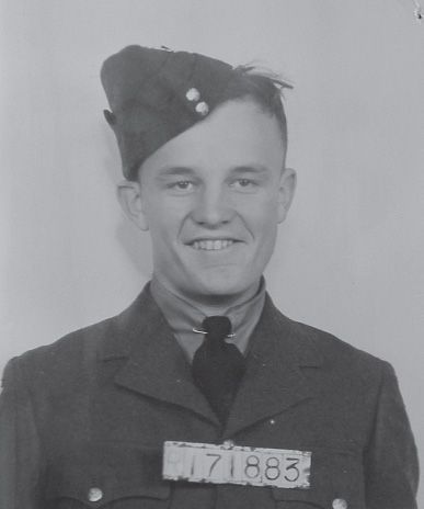 R171883 Flight Sergeant Leslie Howard Stevenson RCAF shot and killed on 27 - photo 1