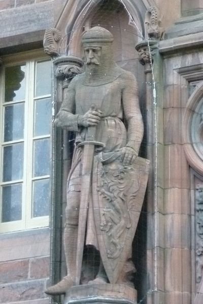 A statute commemorating Wallace at the Scottish National Portrait Gallery in - photo 1