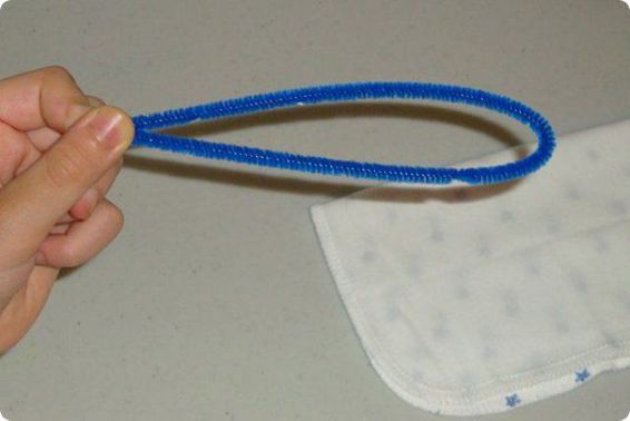 Bend the pipe cleaner so that the ends touch each other Press the pipe - photo 6