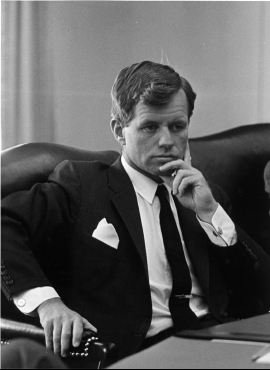 In 1962 Robert Kennedy the younger brother of President John F Kennedy was - photo 4