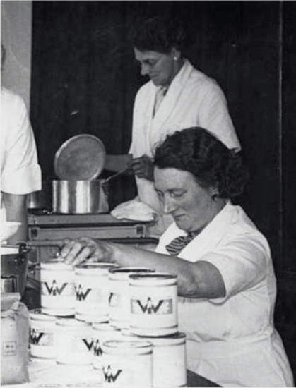 Wartime fruit canning 1940 Forget the stereotype associated with the WI it - photo 9