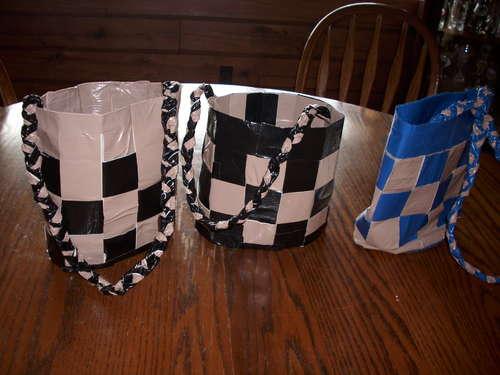 How to make a duct tape purse Published by BLanser on June 25 2009 Intro - photo 3