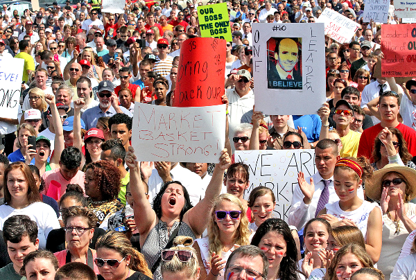 This rally at the Stadium Plaza Market Basket in Tewksbury on July 21 was the - photo 8