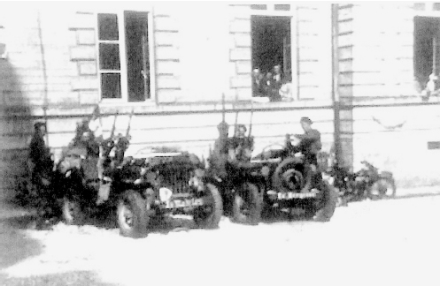 14 Armed jeeps of a French SAS squadron Tom Ensminger 15 Stuart-Turner - photo 16