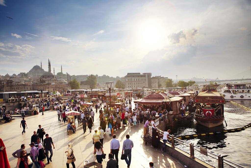 Food stalls near the New Mosque Matt MunroLonely Planet stanbulTop Sights - photo 4