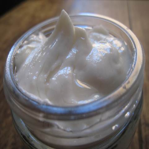 Before westart diving into making organic lotion it is important to - photo 1