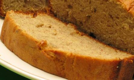 The first time I tasted banana bread is whenmy mother baked it The banana - photo 4