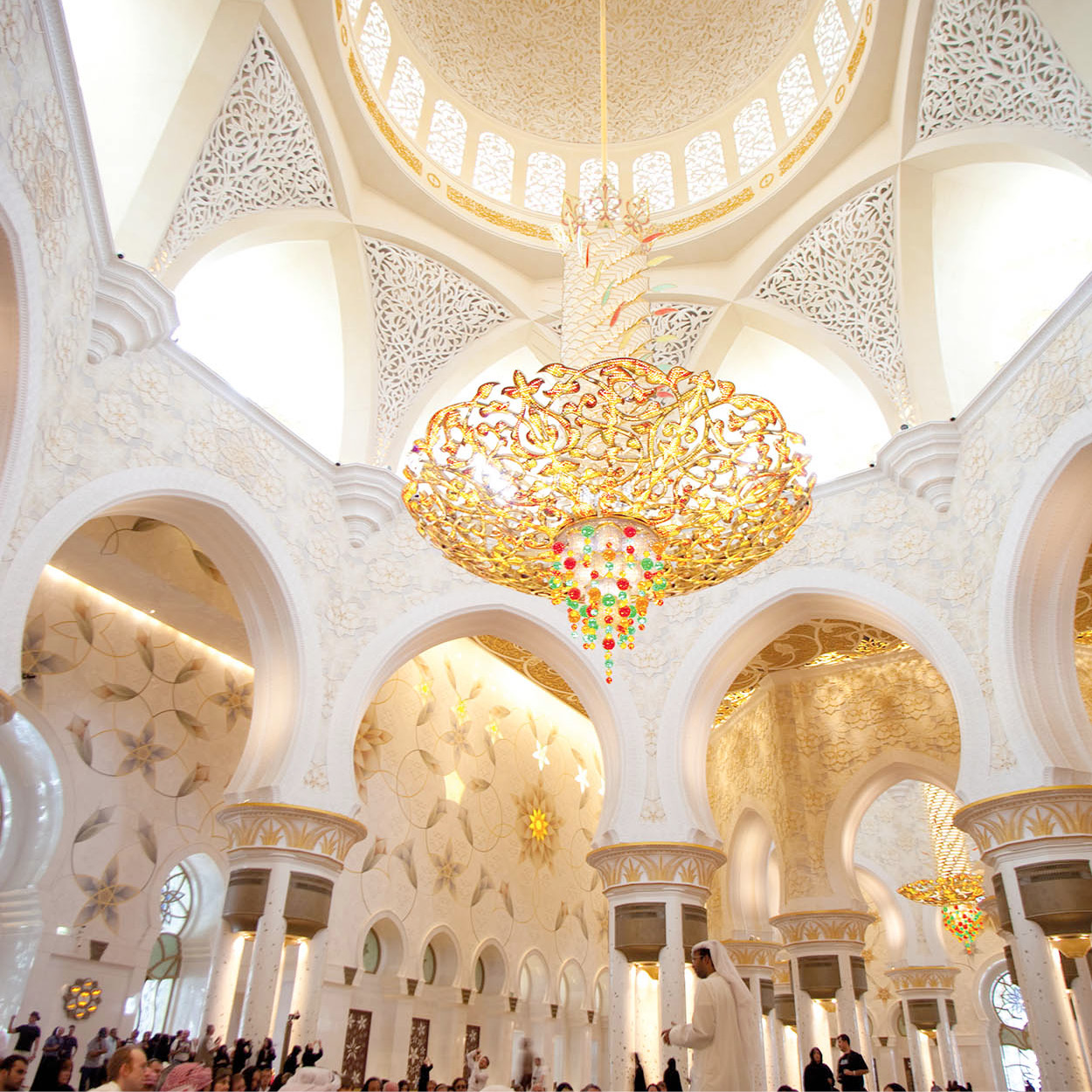 Top Attraction 4 Sheikh Zayed Grand Mosque Abu Dhabis most dramatic sight a - photo 7