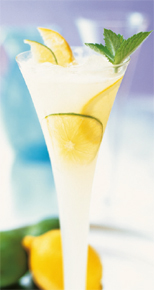 Cocktails that do not contain alcohol include this Lemonade on Ice Liqueurs - photo 9