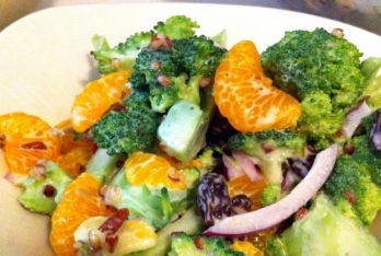 Ingredients 4 cups fresh broccoli florets 1 small purple onion sliced - photo 1