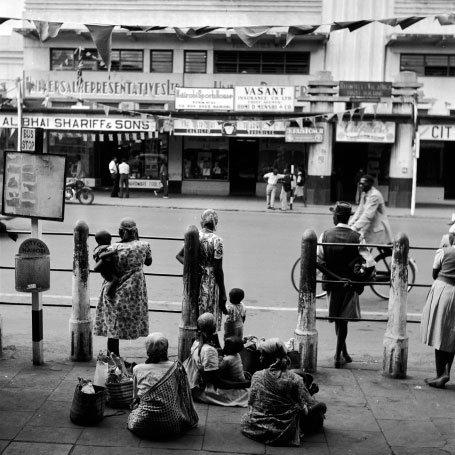 A street scene from Nairobi at the time of the Jubilee The citys white - photo 23