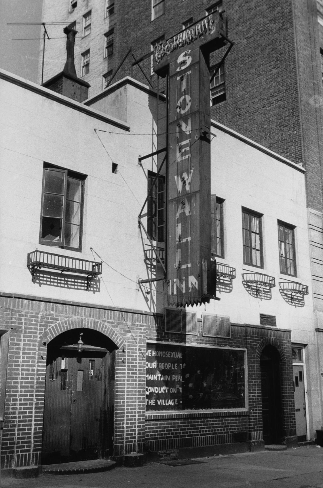 CHAPTER 1 FLASH POINT The door of the Stonewall had wrought-iron bars across - photo 7