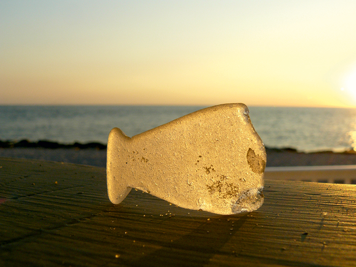 Fearsome fish Rare citron-colored sea glass resembles seaweed on the - photo 14