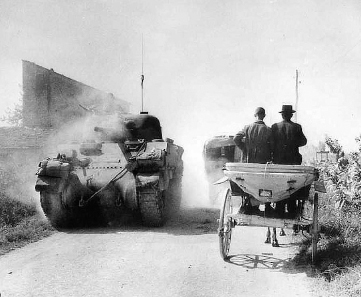 12 Sherman passing Sicilian horse and cart The dust was an ever-present - photo 6