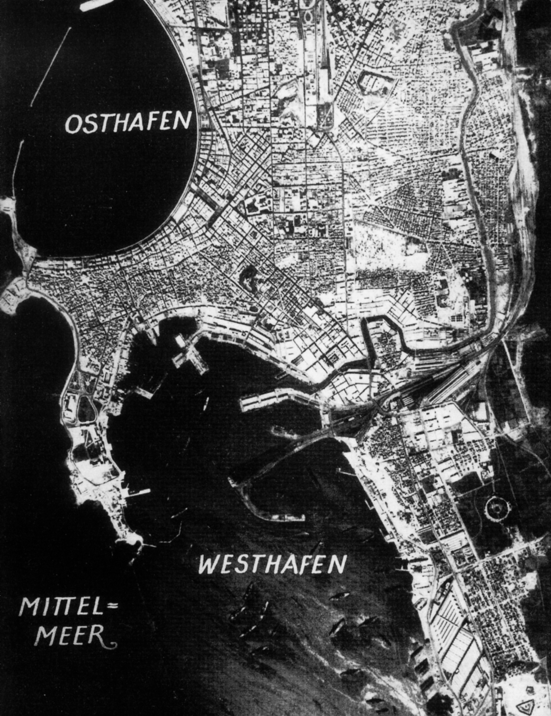 Luftwaffe air reconnaissance photo of Alexandria principal Royal Navy base in - photo 6