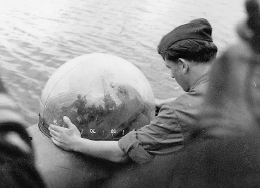 The plexiglass dome of the Neger with scale gradations A Marder one-man - photo 12