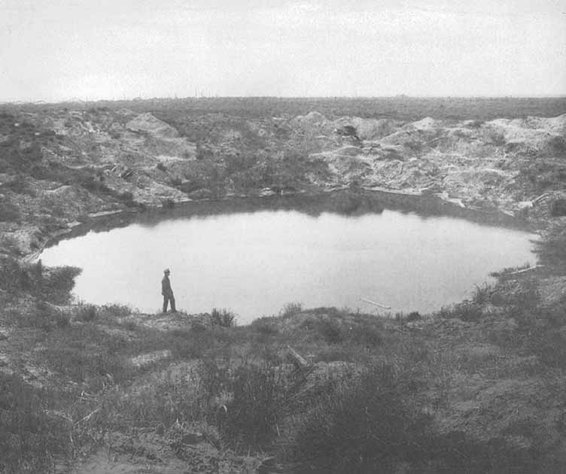 173 A MINE CRATER HILL 60 Battleground series Stamford Bridge - photo 1