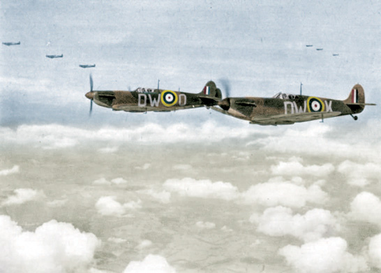 4 Spitfires in flight over Kent July 1940 1 1940 TRAINING FIRST FLIGHT IN - photo 4