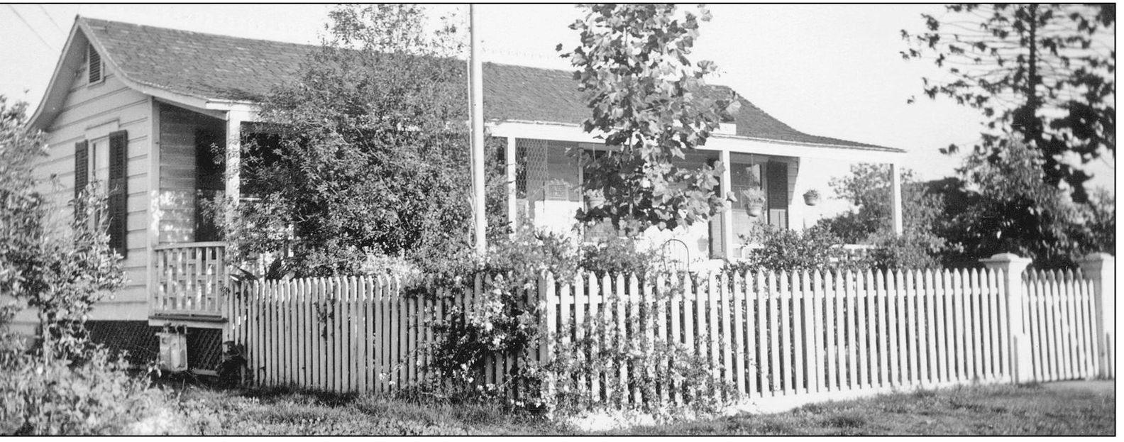 This is a 1930 view of Anaheims first permanent home today called the Mother - photo 7