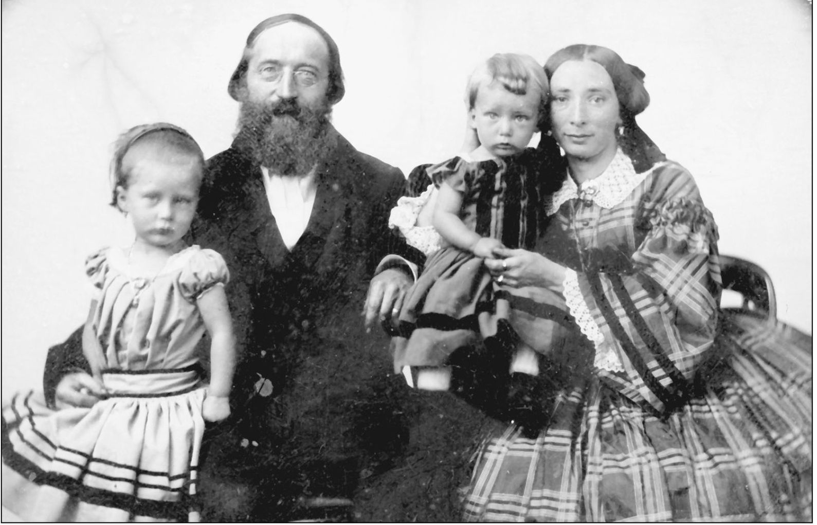 This formal photograph shows San Francisco resident John Fischer and his family - photo 11