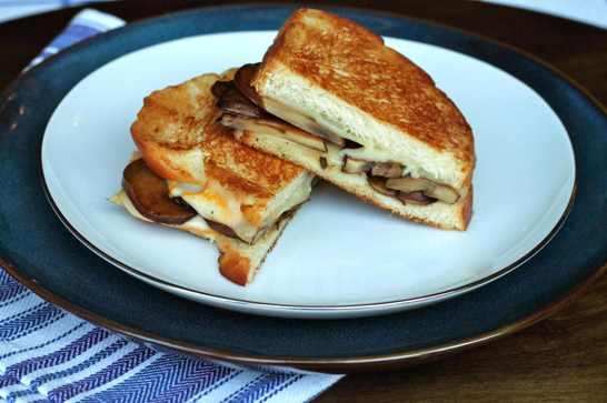 Ks Grilled Cheese Sauted mushrooms and roasted garlic with mellow munster - photo 5