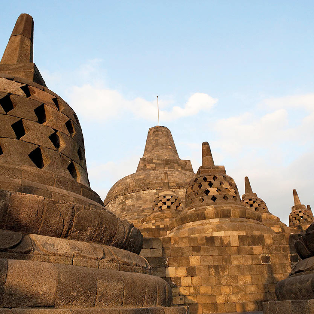 Top Attraction 1 Borobudur Mesmerising Borobudur is the worlds largest - photo 3