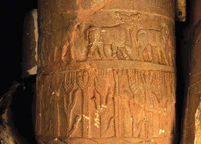 A carved stone vessel known as the Uruk Vase illustrating the Sumerian goddess - photo 5