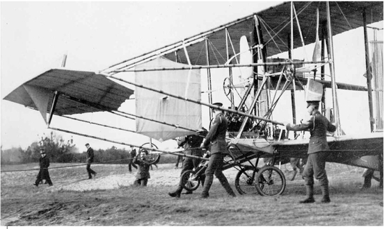 The Royal Flying Corps RFC had gone to war under the command of Sir David - photo 3