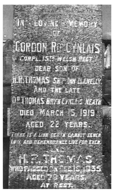 The grave of Private Gordon Richard Cynlais Thomas at Box Cemetery in Llanelli - photo 3