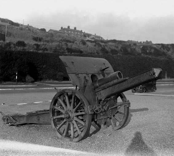 A German 150mm sFH 13 L14 Howitzer made by Krupp c 1915 Battery Point - photo 2